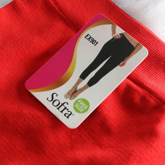 Sofra Bright Red Leggings - Free Size, NWT - Picture 4 of 8